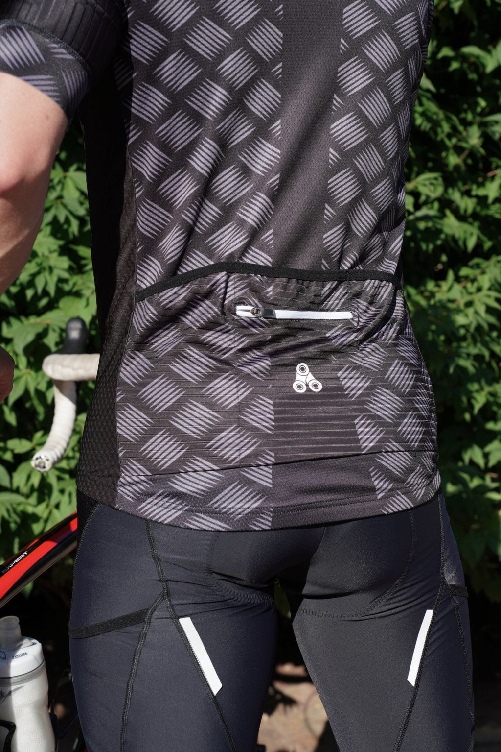 Men’s Pro Urban Cycling Carbide Kit — Performance Jersey & Bib Shorts