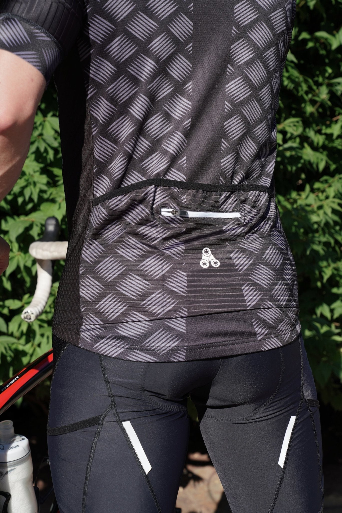 Men’s Pro Urban Cycling Carbide Kit — Performance Jersey & Bib Shorts